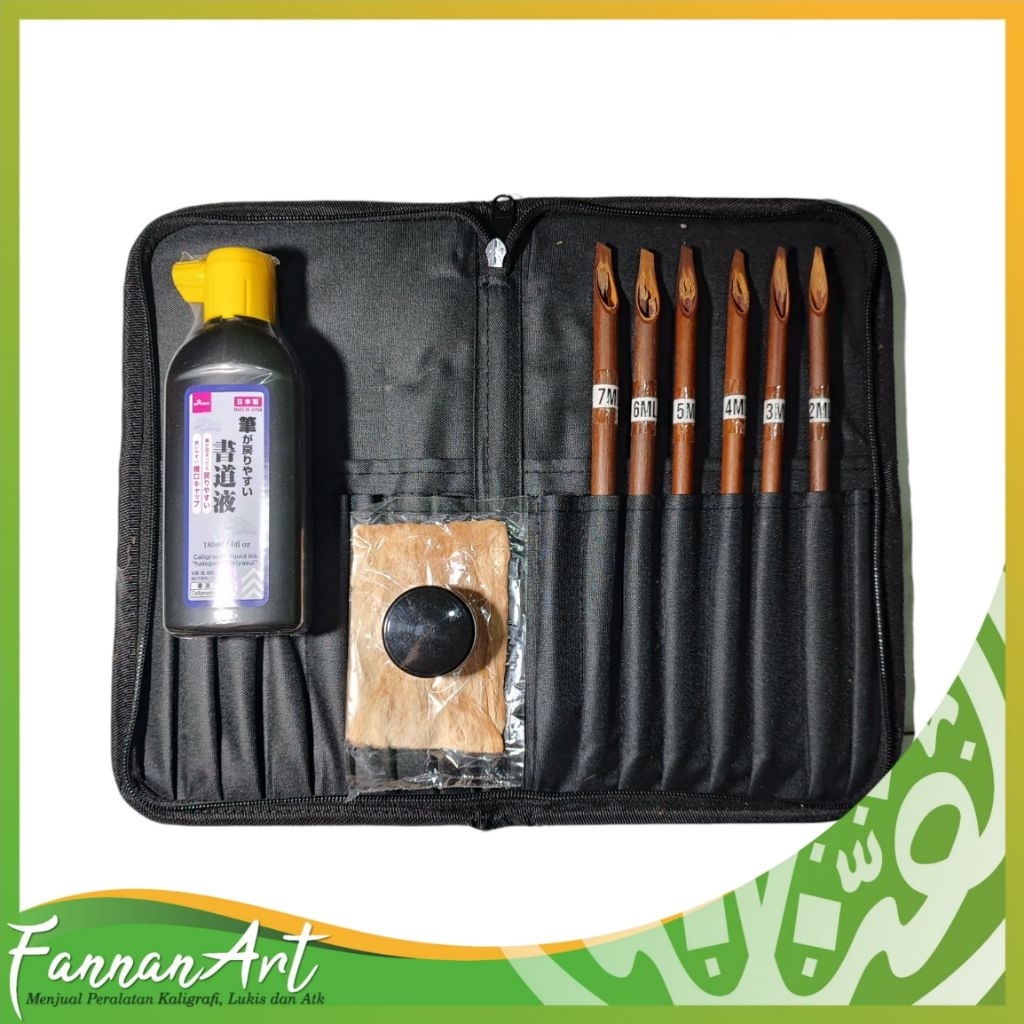 

Paket kaligrafi tinta jepang daiso tingkatan senior