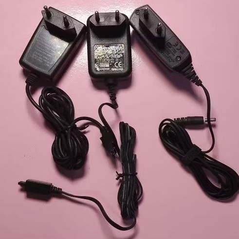 CASAN HP JADUL | CHARGER NOKIA / SONY ERICSON