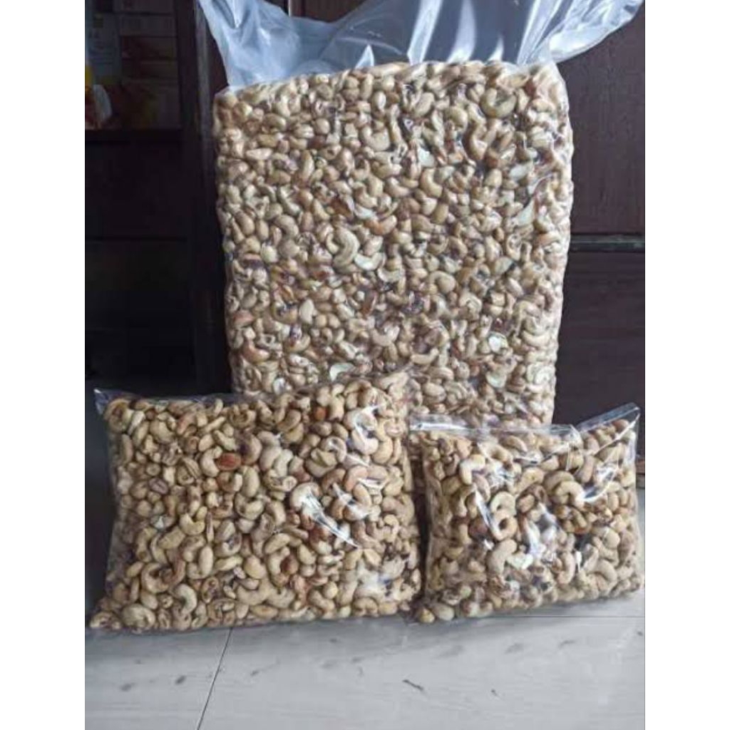 

kacang mete mentah pecahan