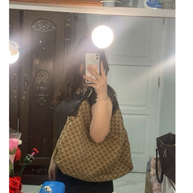 Authentic Vintage Gucci Large Horsebit Hobo Bag