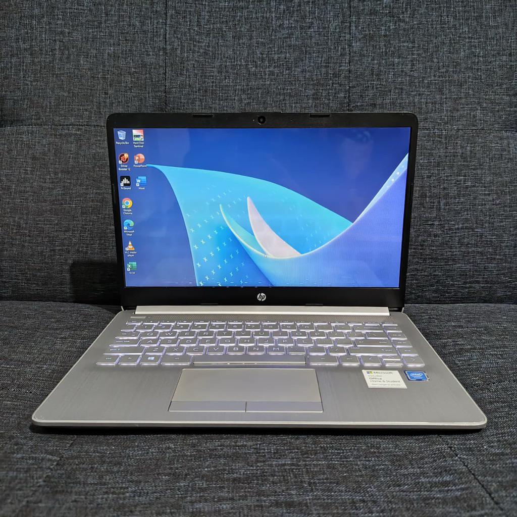 hp 14s intel core N4020 RAM 8 GB SSD 256 GB intel UHD Graphics 14”FHD IPS Slim backlit