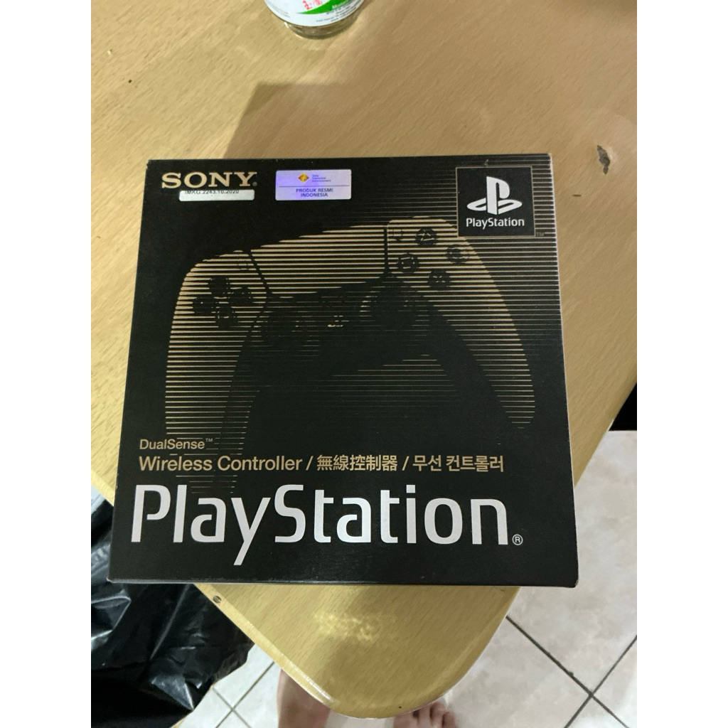 Dual sense 30th anniversary PS 5 limited edition