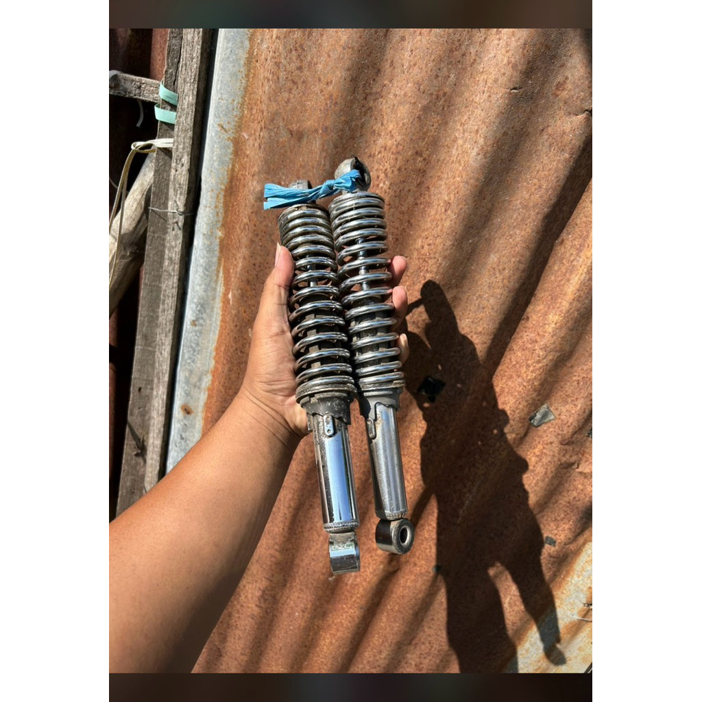 Shock belakang gl100/125 original copotan