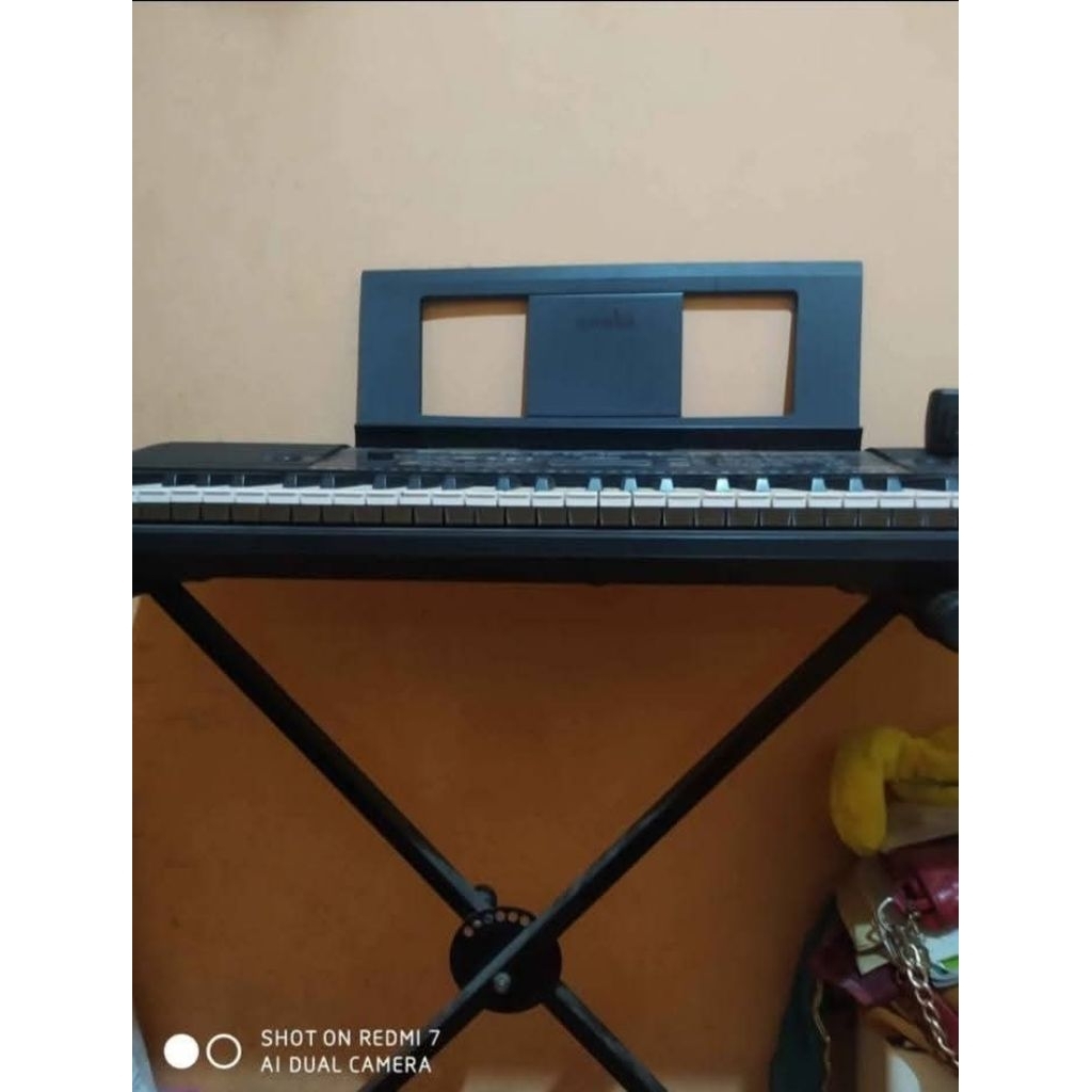 Ready Stock Keyboard Yamaha PSR-E235 Bekas Original + Stand Besi Piano Elektrik 61 Tuts Cocok untuk