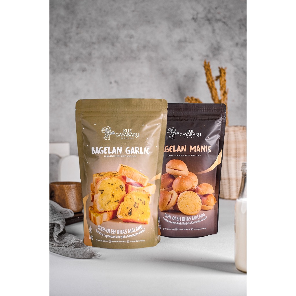 

Paket Pouch isi 2 - Kue Gaya Baru Malang