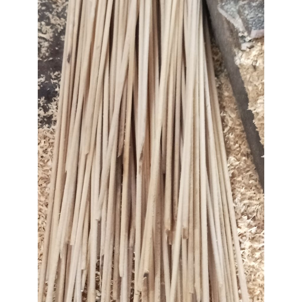 dowel kayu bulat, tangkringan burung 10mm,stik kayu termurah