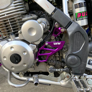 Cover Gear Tutup Gir Depan Cnc Kawasaki KLX 150 Klx 140 Dtracker Pelindung Gir Dpn DFM racing