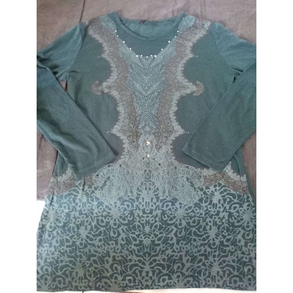 Kaos Cewek Daun Hijau PL