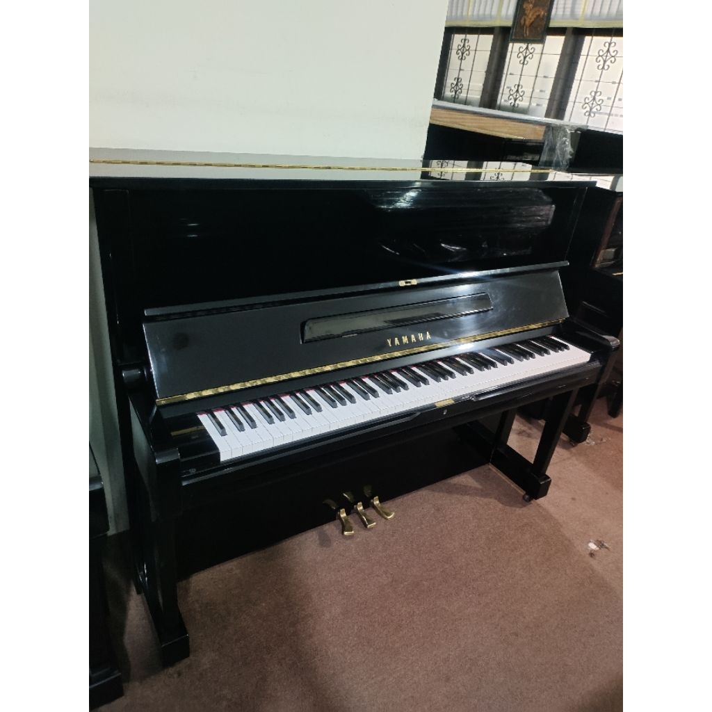 Yamaha U1 F Piano Upright