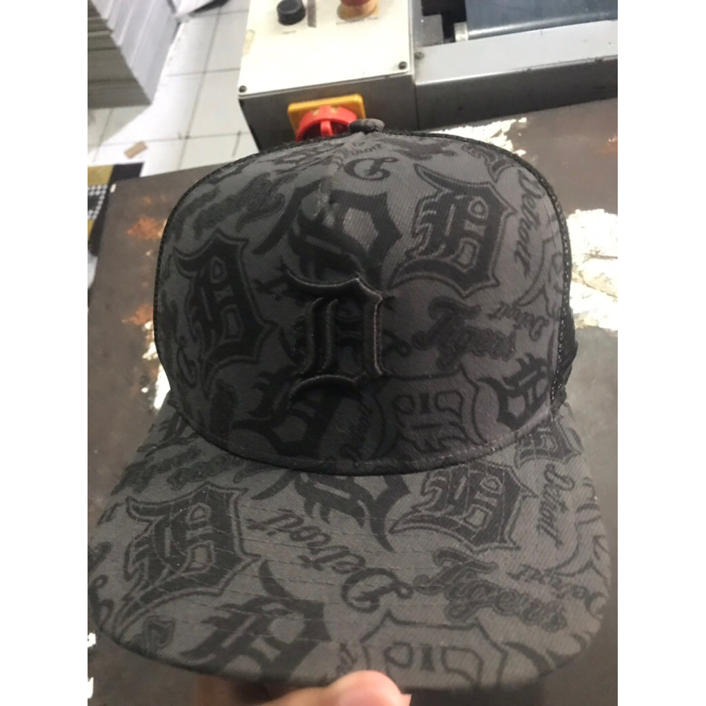 topi detroit x new era all of print