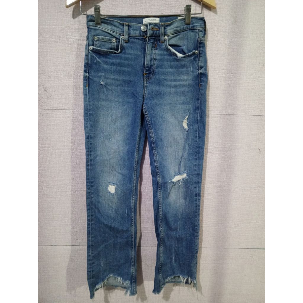 Celana jeans panjang zara size 27-28-29 second