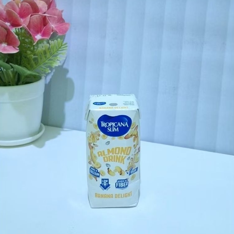 

Tropicana Slim RTD Almond Drink Banana Delight 190ml