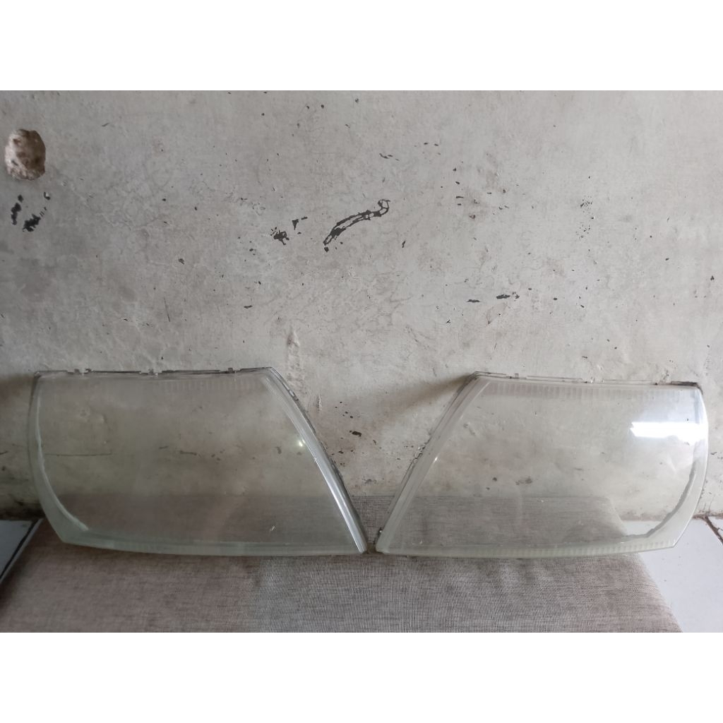 Mika Headlamp Lampu depanToyota  Kijang LGX 2003 2004 original