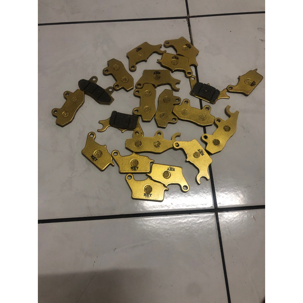 kampas rem motor depan