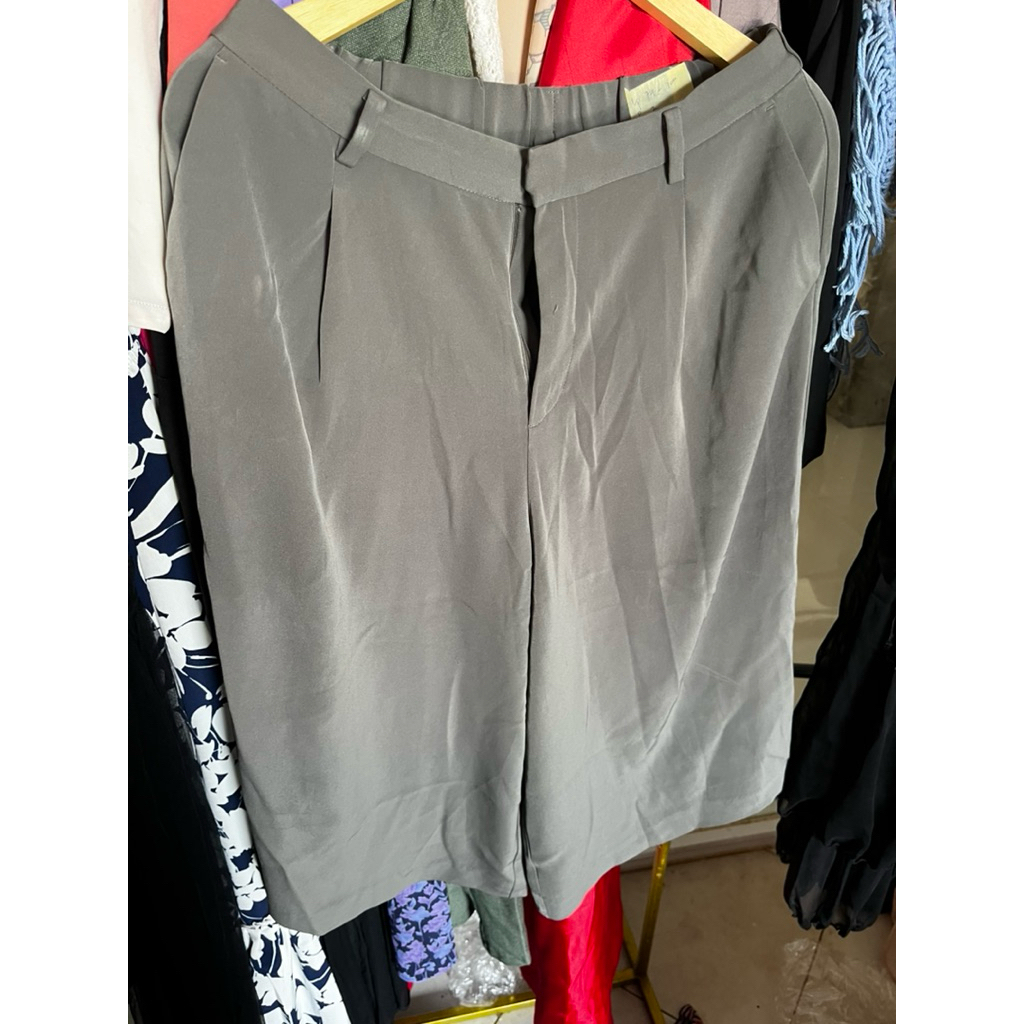 Preloved kulot uniqlo