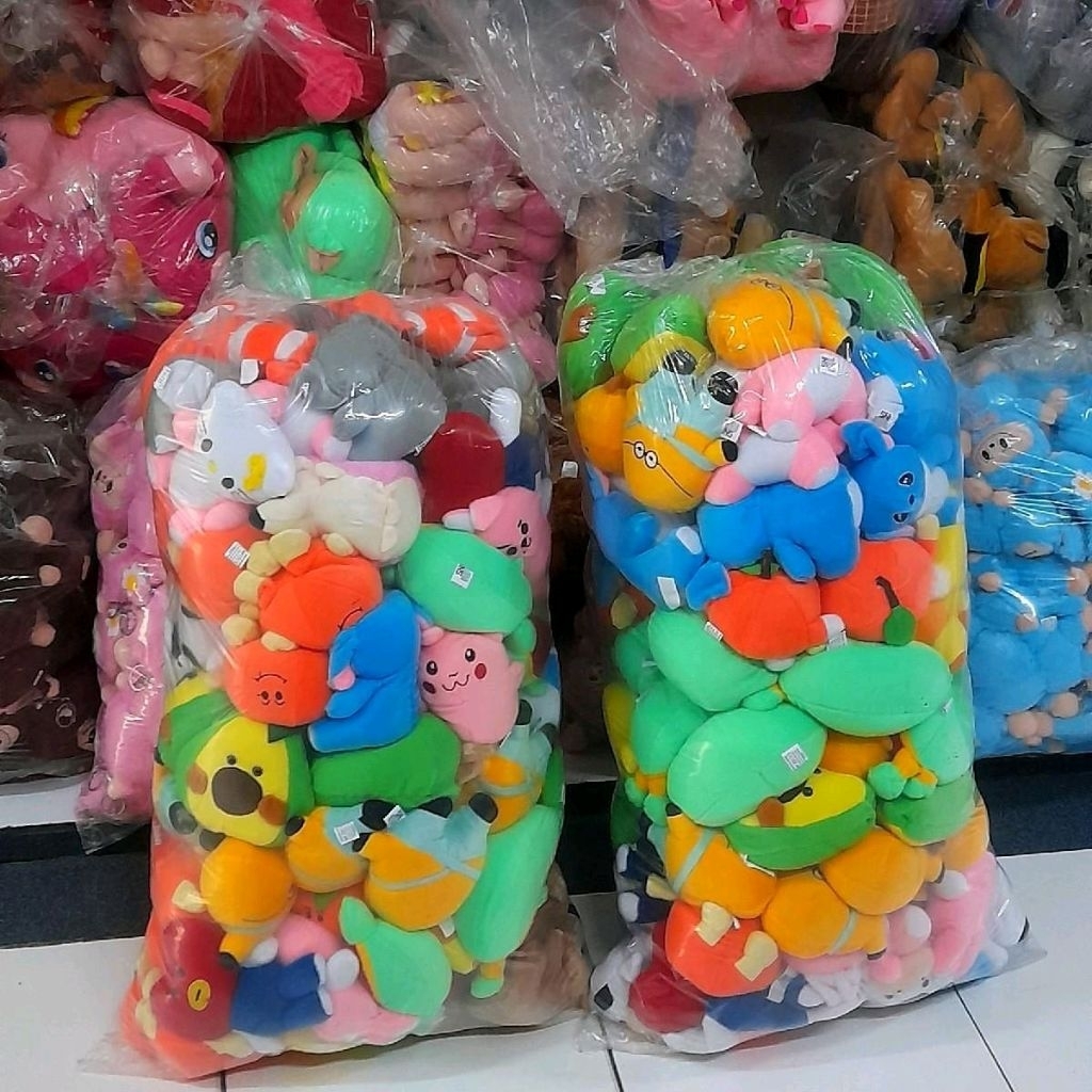 Boneka Mini 1 Bal isi 100 Random Boneka Mesin capit Bagus