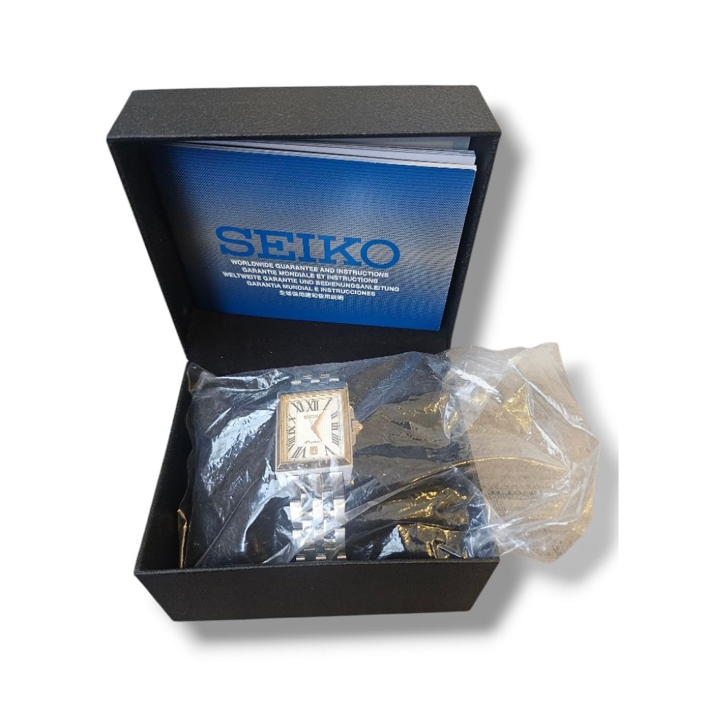 Seiko Premier SKK718P1, Two Tone Silver Gold Roman Numeral