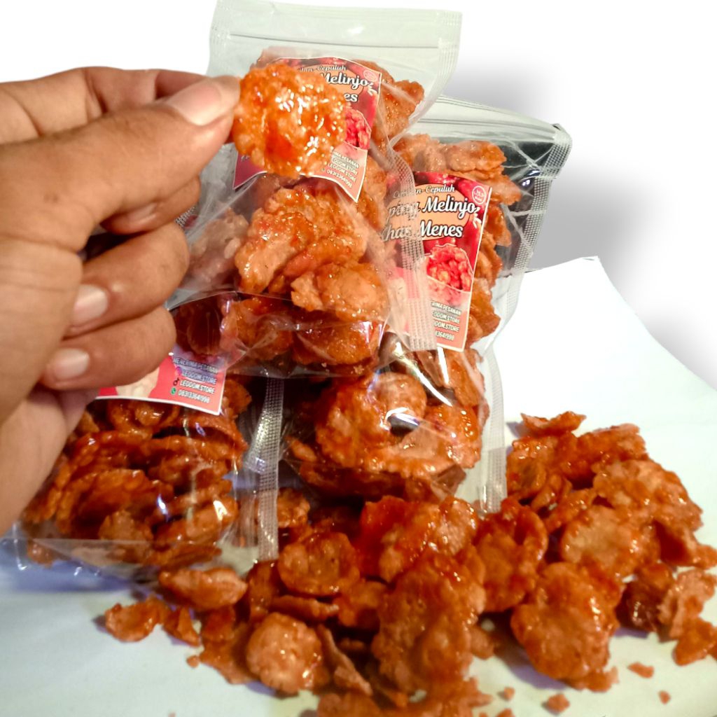 

cemilancepuluh emping melinjo khas menes rasa balado 150gr