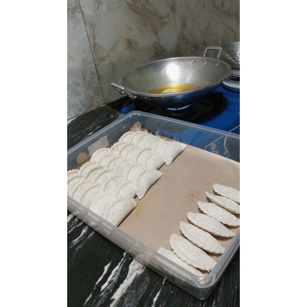 

Cireng Isi Ayam Pedas