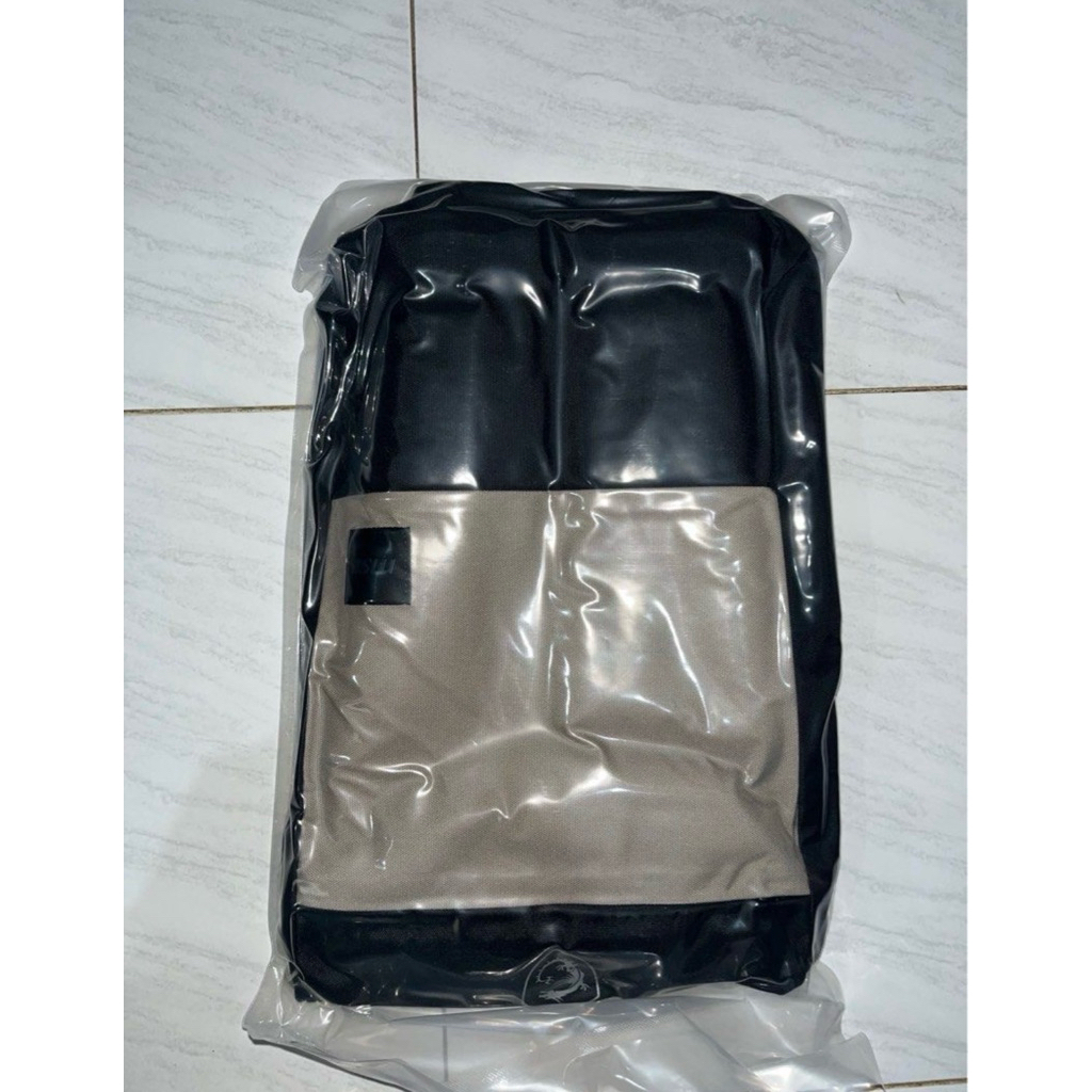 Tas gaming MSI BNIB NEW