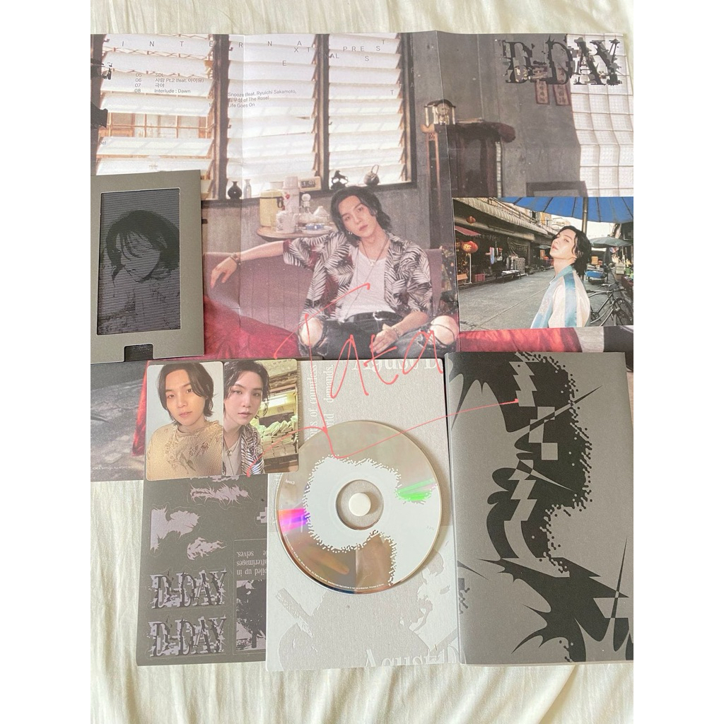 ALBUM AGUST D (SUGA) D-DAY