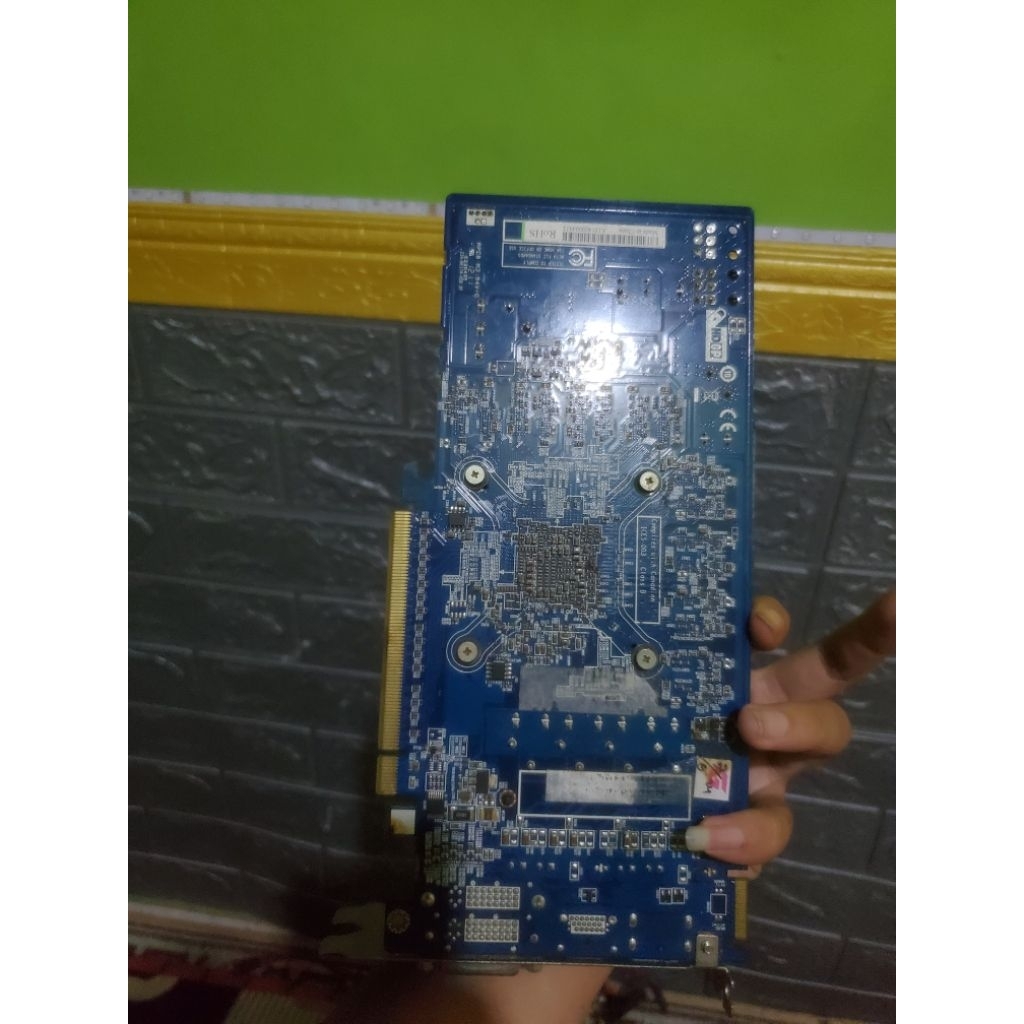 VGA card amd 1gb ddr5