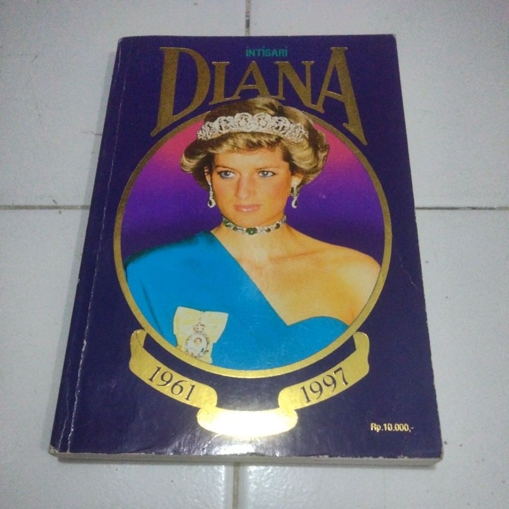 Buku Biografi Lady Diana 1961 1997