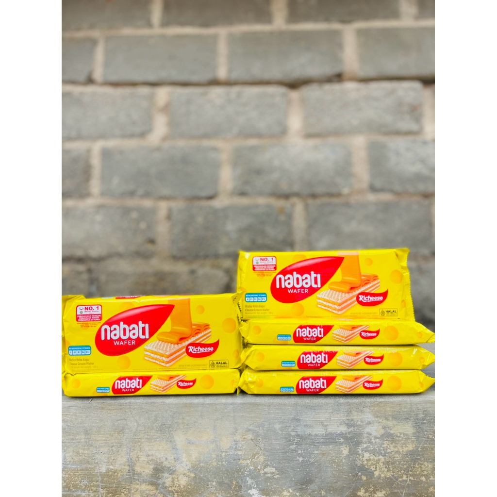 

Nabati wafer cream 100gr 1 dus isi 24 pcs