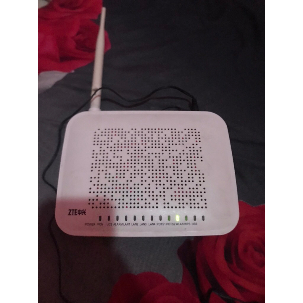 Router ONT ZTE ZXA10 F660