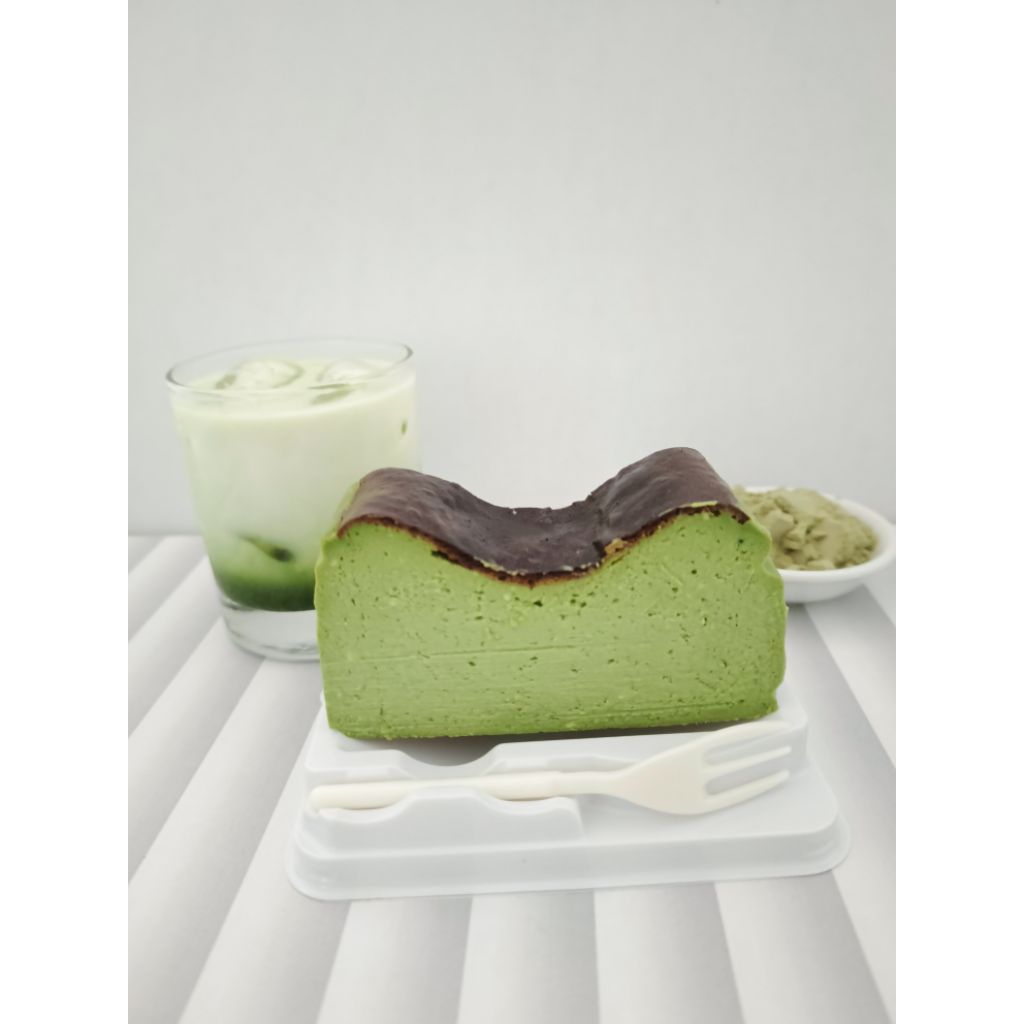 

Matcha Burnt Cheesecake Slice