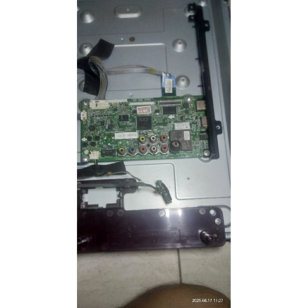 Mesin MB tv led LG 32LN541B cabutan layar blank