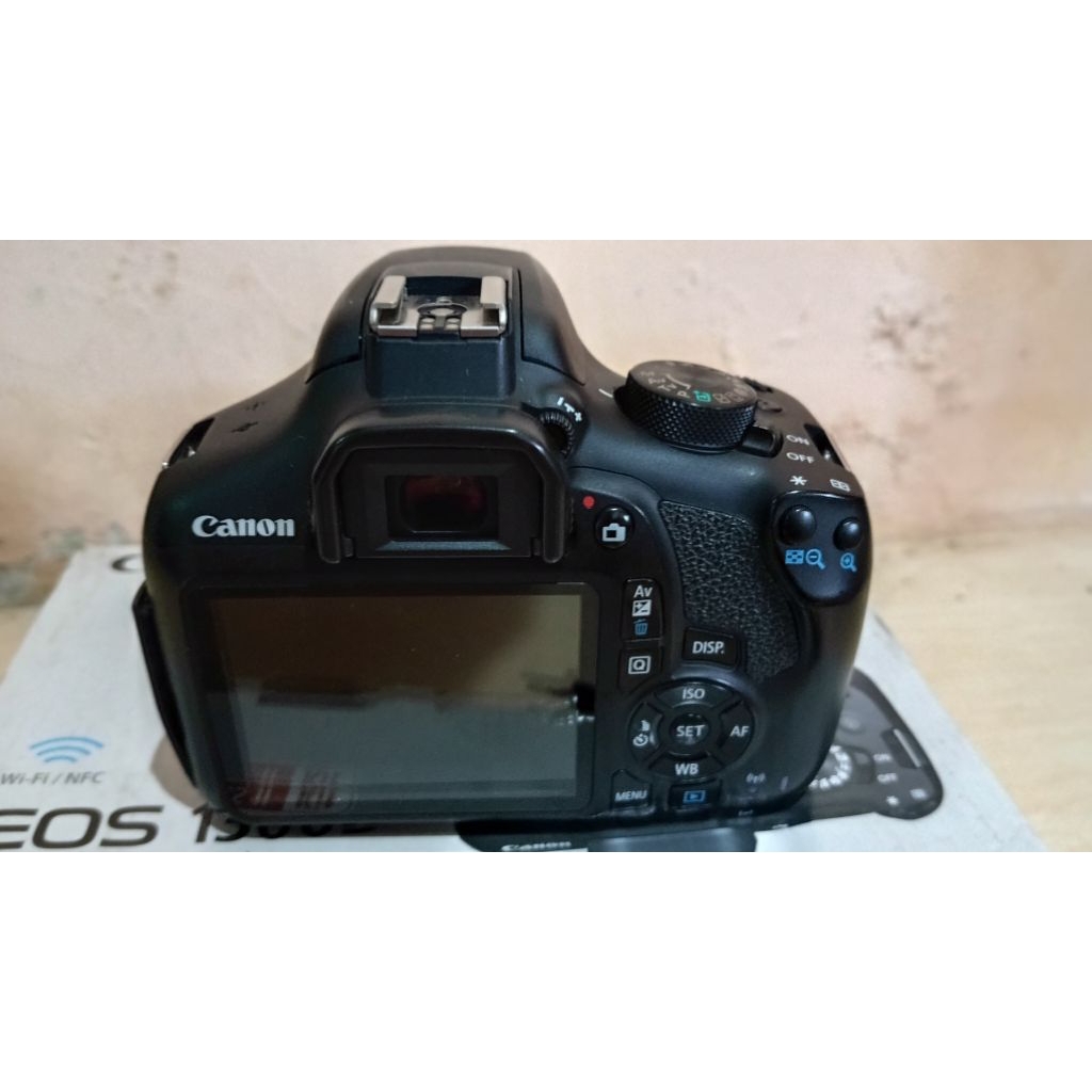 Kamera canon 1300D second