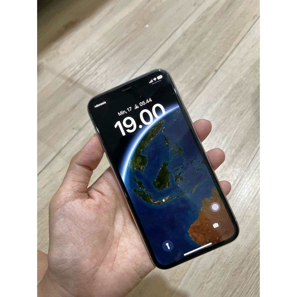 iPhone 11pro 256gb Smartfren only