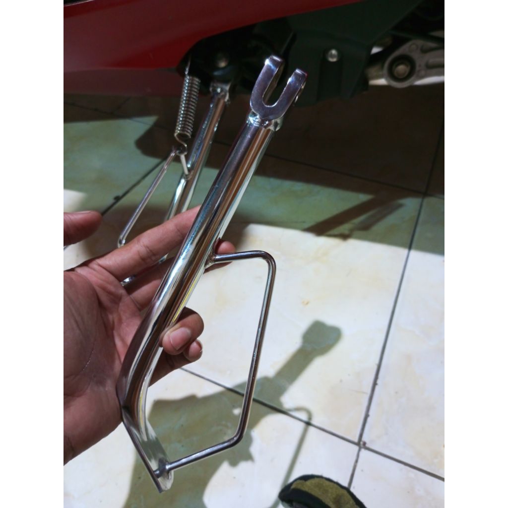 Standar samping bahan orian Honda beat karbu chrome baru