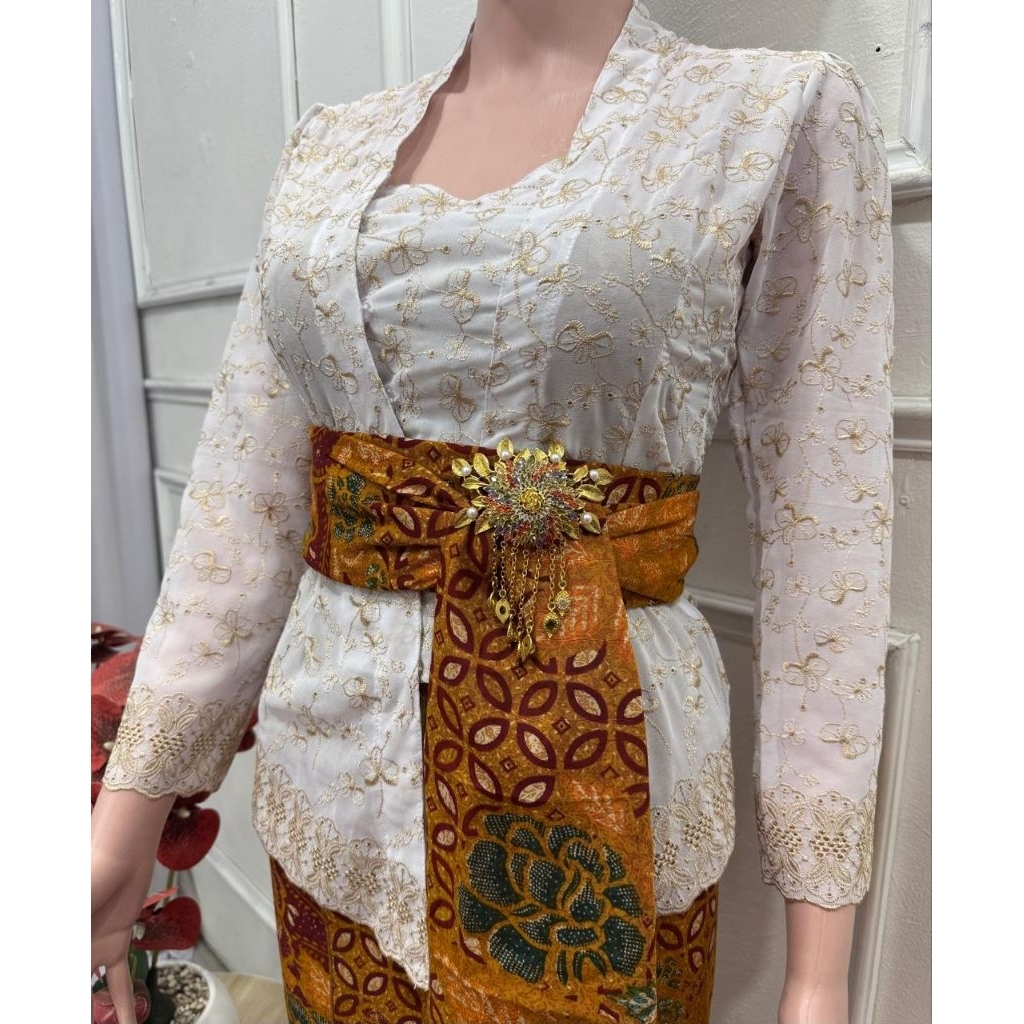 (Kebaya saja) kebaya bali jadi bordir gold // kebaya bordir putih