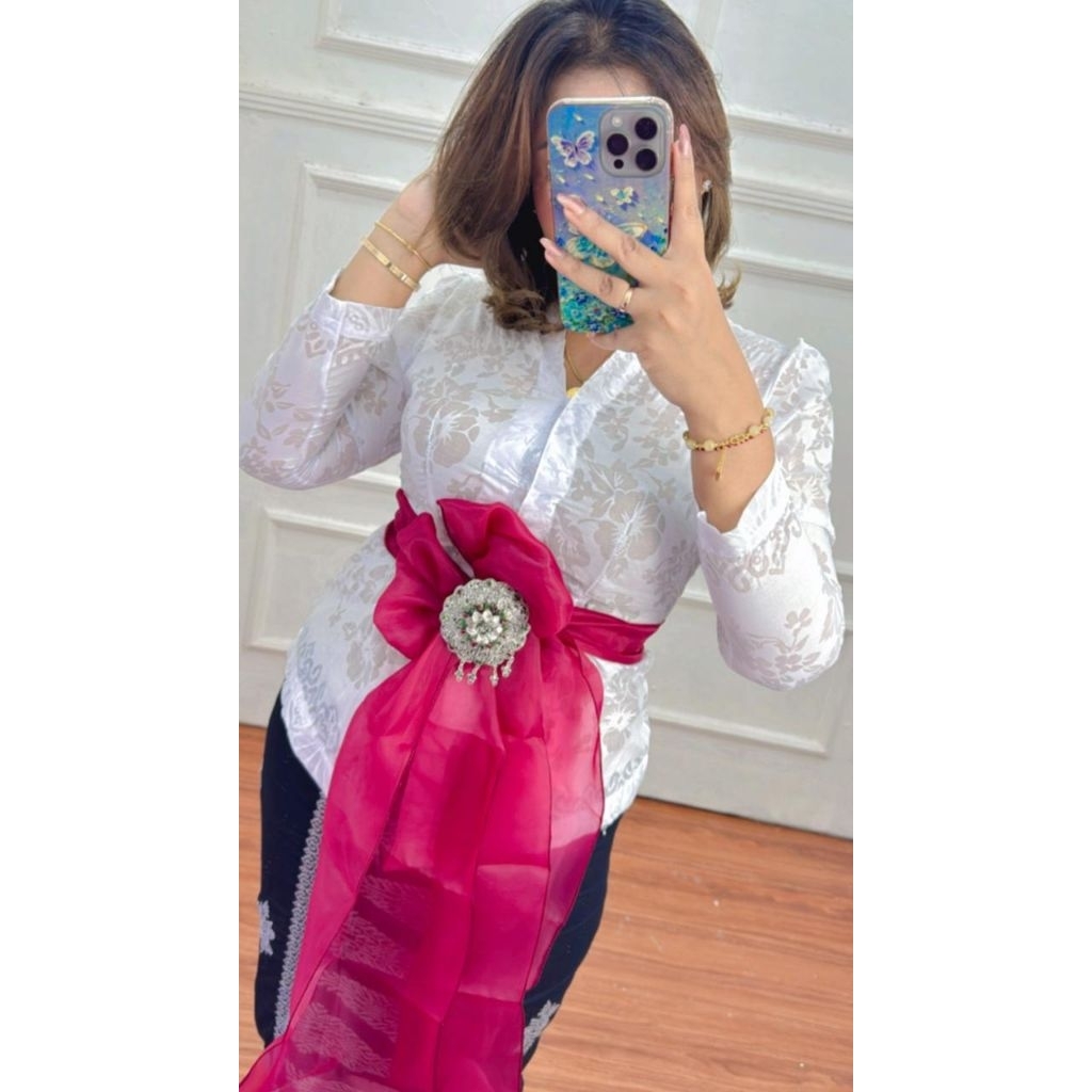 Sale Kebaya Bali | Kebaya jadi KATUN SAKURA// KEBAYA PUTIH
