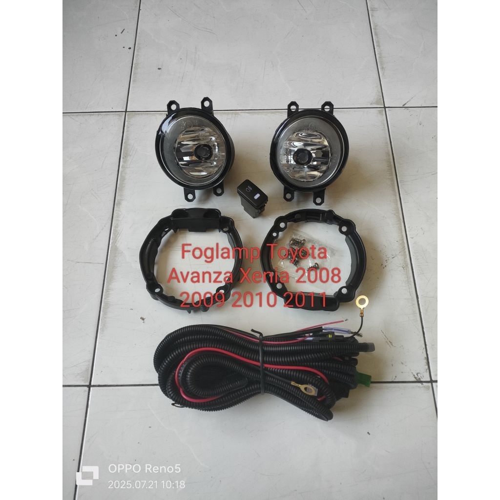 Foglamp Lampu Kabut Mobil Toyota Avanza Xenia VVT-i Tahun 2008 2009 2010 2011 ( Harga Full Set )