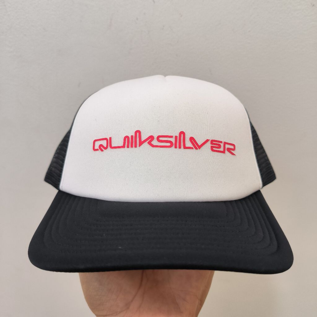 TOPI QUIKSILVER OMNI TRUCKER