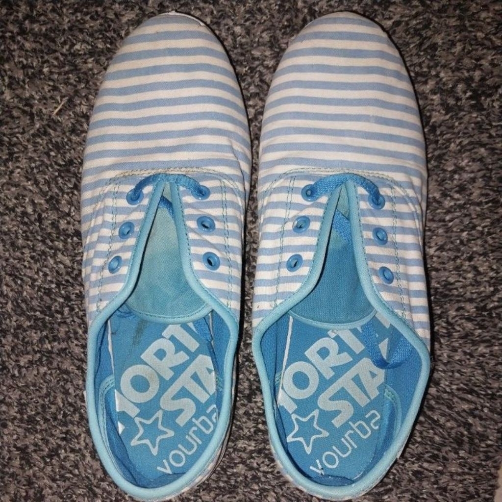 Sepatu Merk North Star Ukuran 40 warna putih biru wanita - fanfanshop