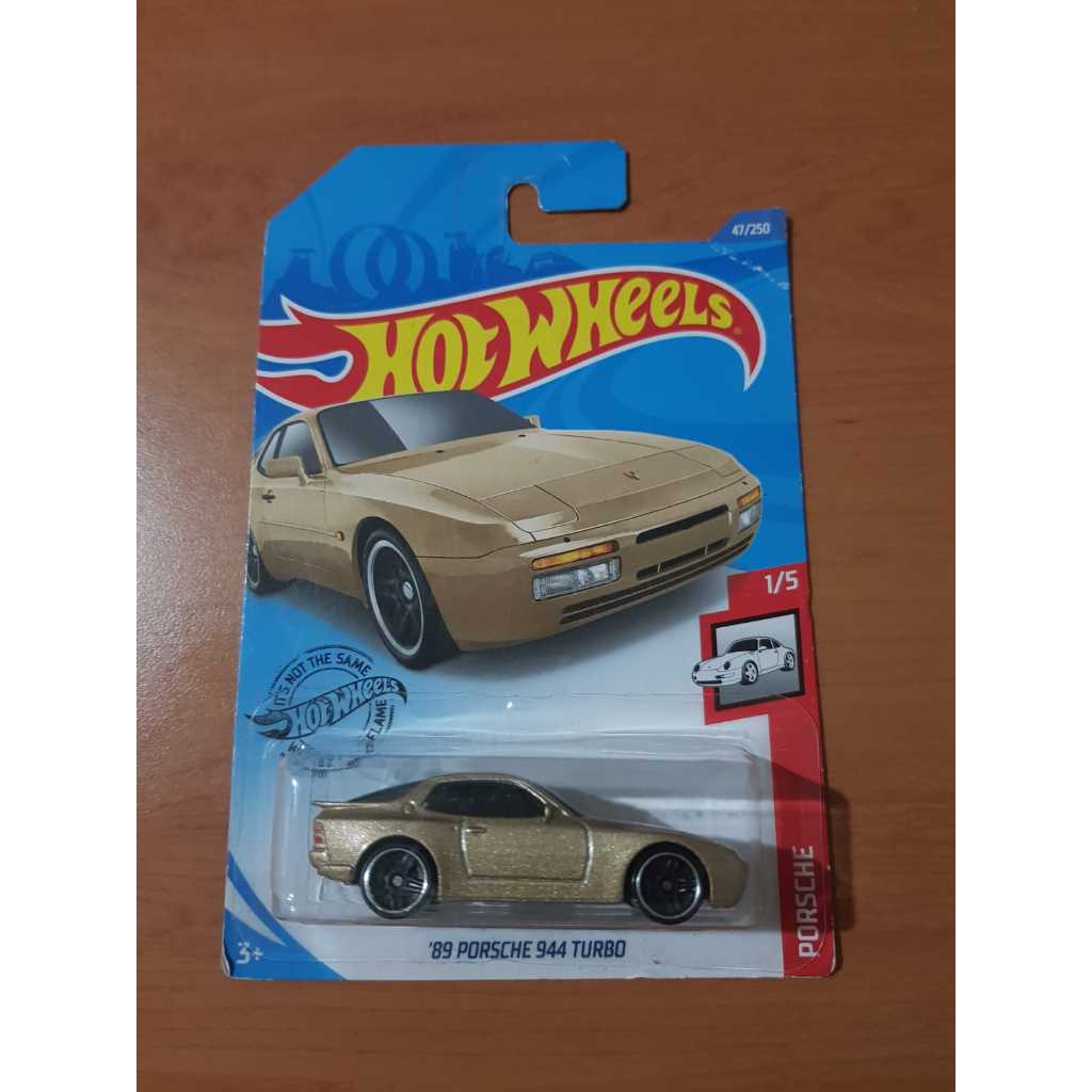 Hot Wheels '89 Porsche 944 Turbo Porsche