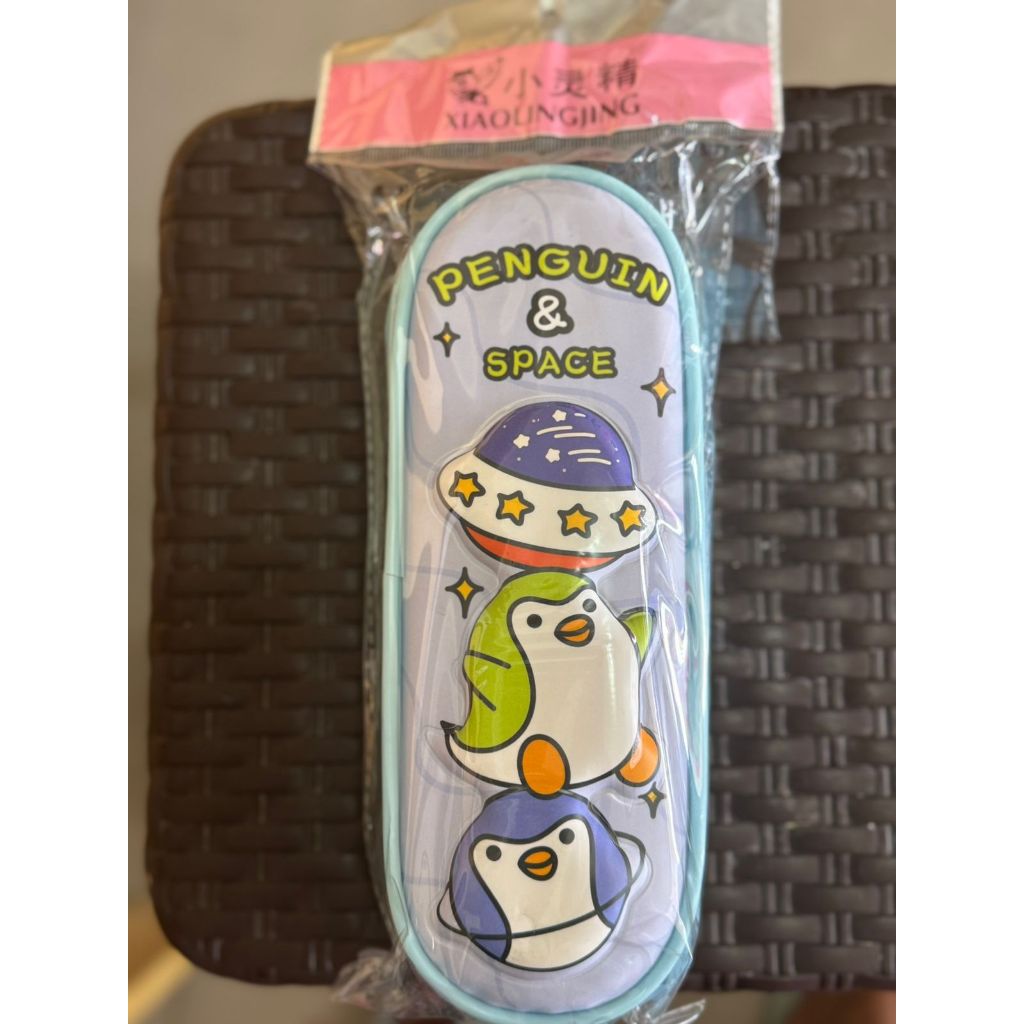 

tempat pensil busa XIAOULING Penguin Space Boneka Bantalan Anak