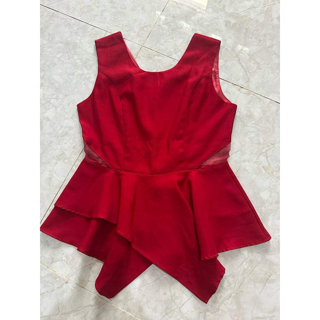 BLOUSE ATASAN WANITA CROP KEMBANG MERAH NATAL DAN DINNER
