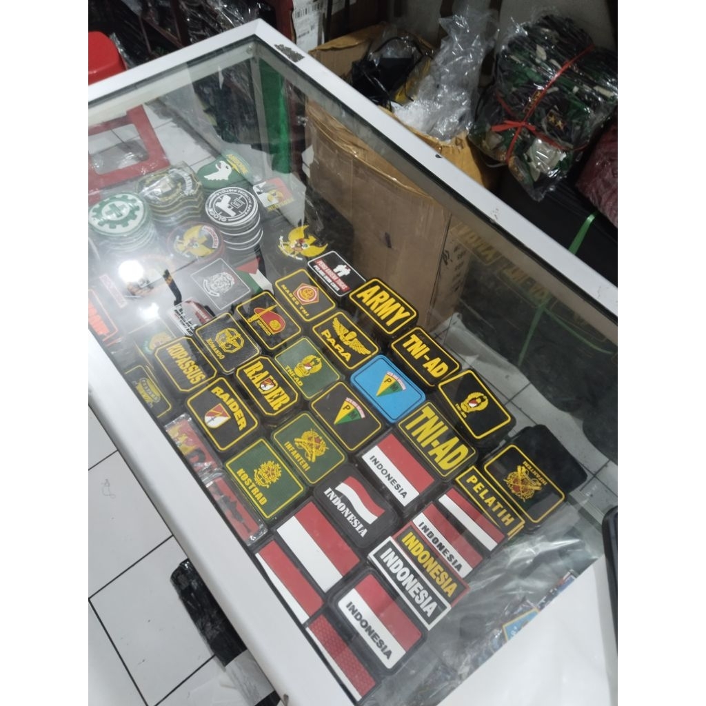 PATCH RUBBER LOGO TNI AD / kostrad /Kopasus/ raider/army/ TNI AU /TNI Al/ tempelan emblem