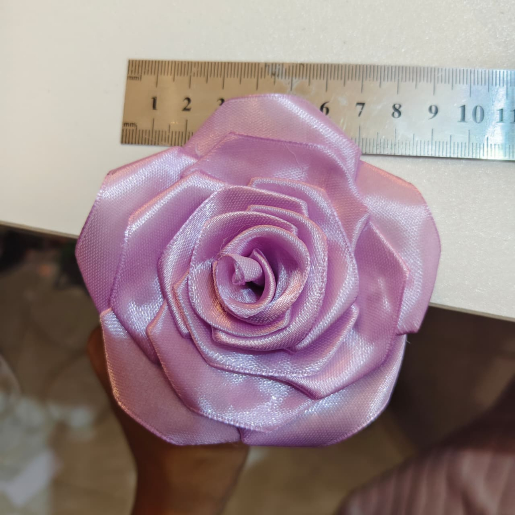 

Bunga Pita Satin 9cm (NON GLITER)