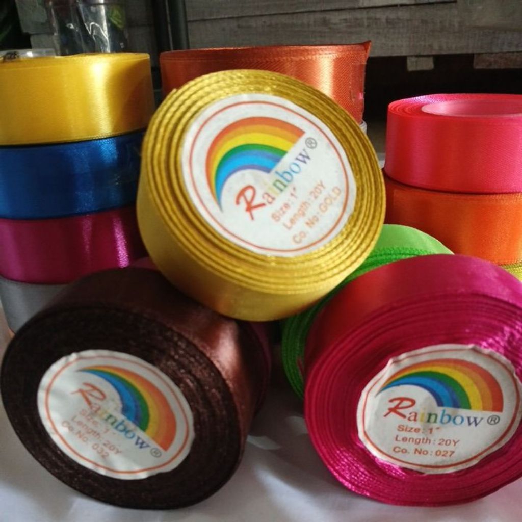 

Pita Satin Size 1 Inch (2,5 cm) | Panjang 20 Yard (18,28 m)