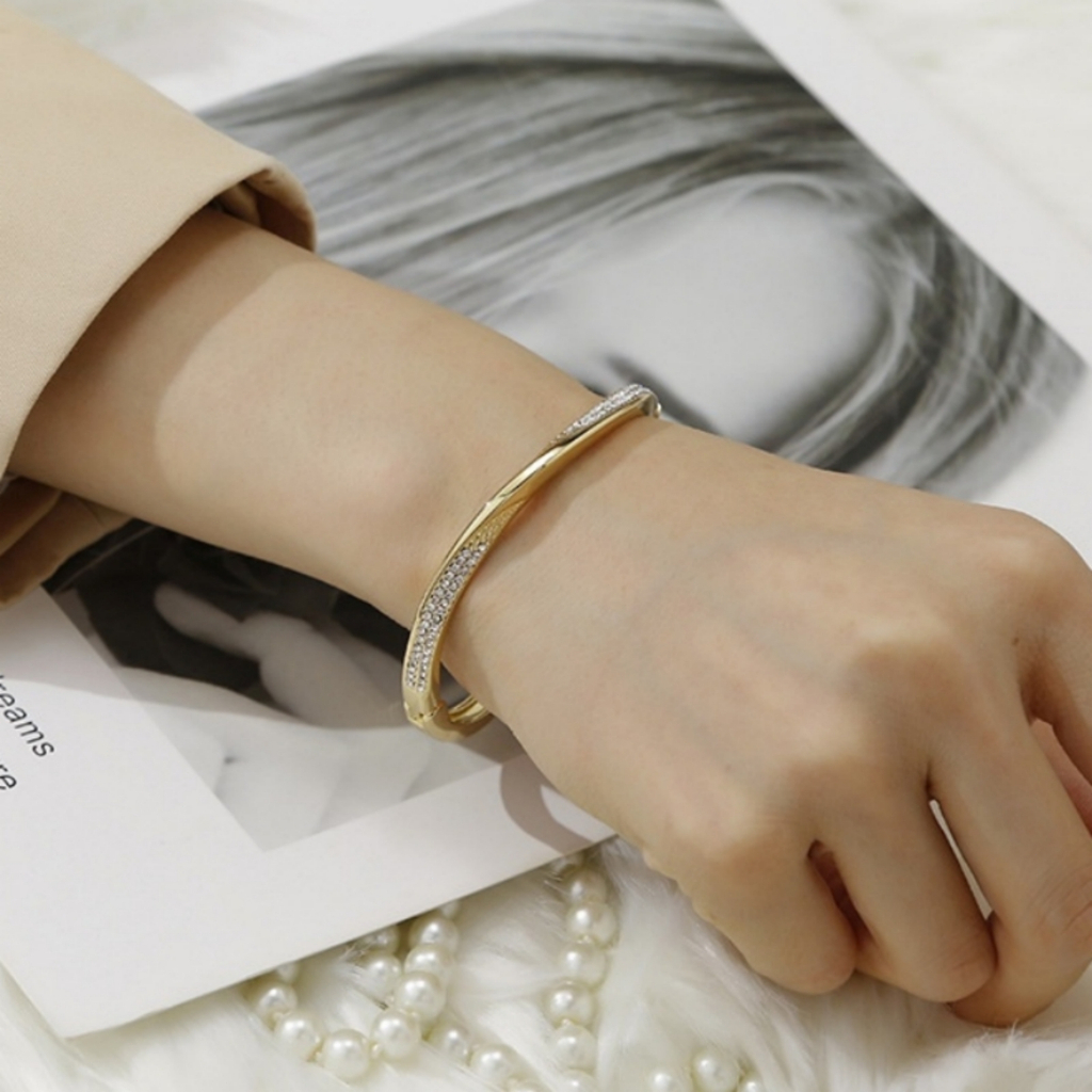 Gelang Bangkok Emas Asli Titanium Wanita Anti Karat Emas Muda Berlian Desain Klasik Free Box