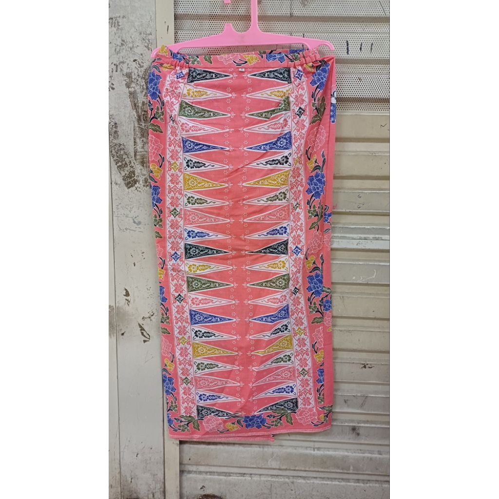 Rok Betawi motif Bunga warna Salem