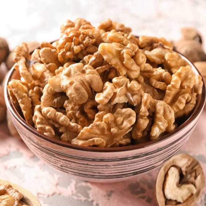 

Walnut Roasted Tanpa Kulit / Walnut Kupas Matang / Kacang Walnut Panggang Langsung Makan Anti Ribet