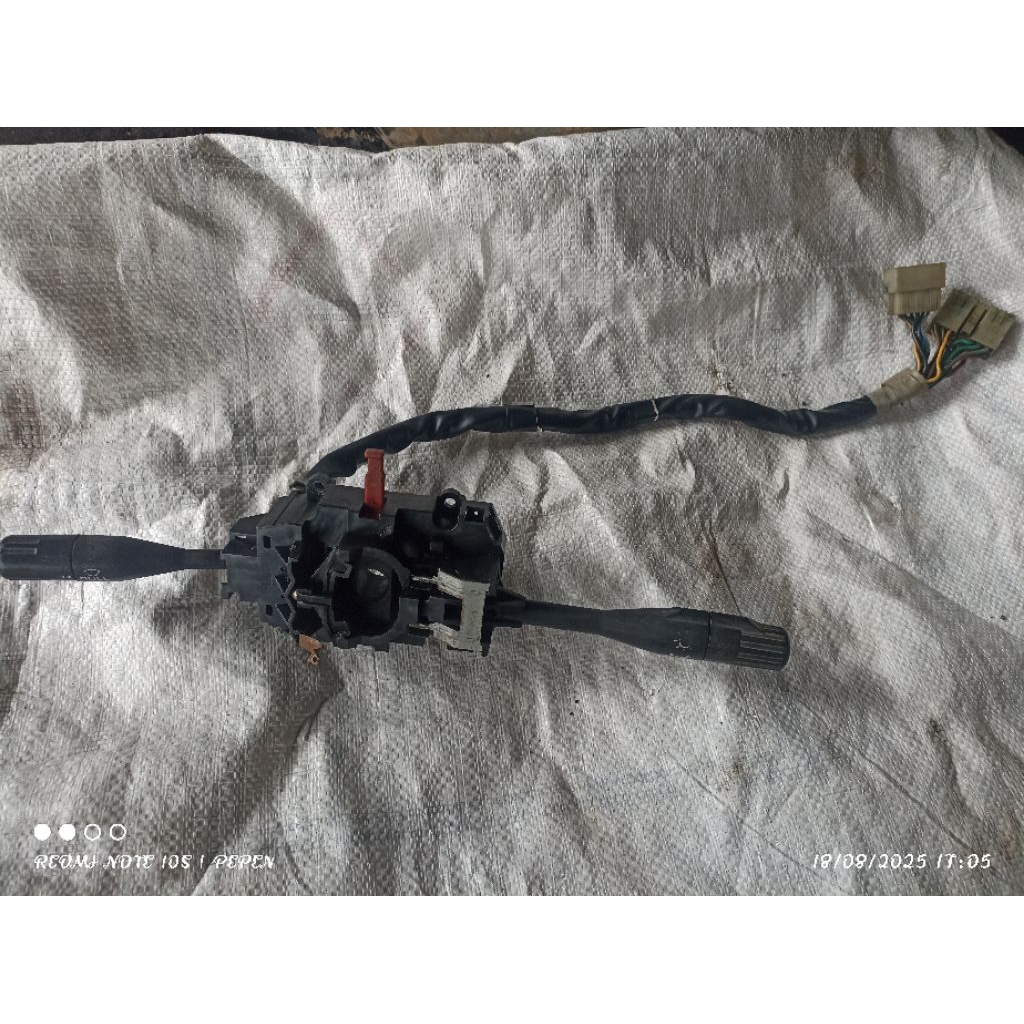 saklar lampu futura pnp t120ss original