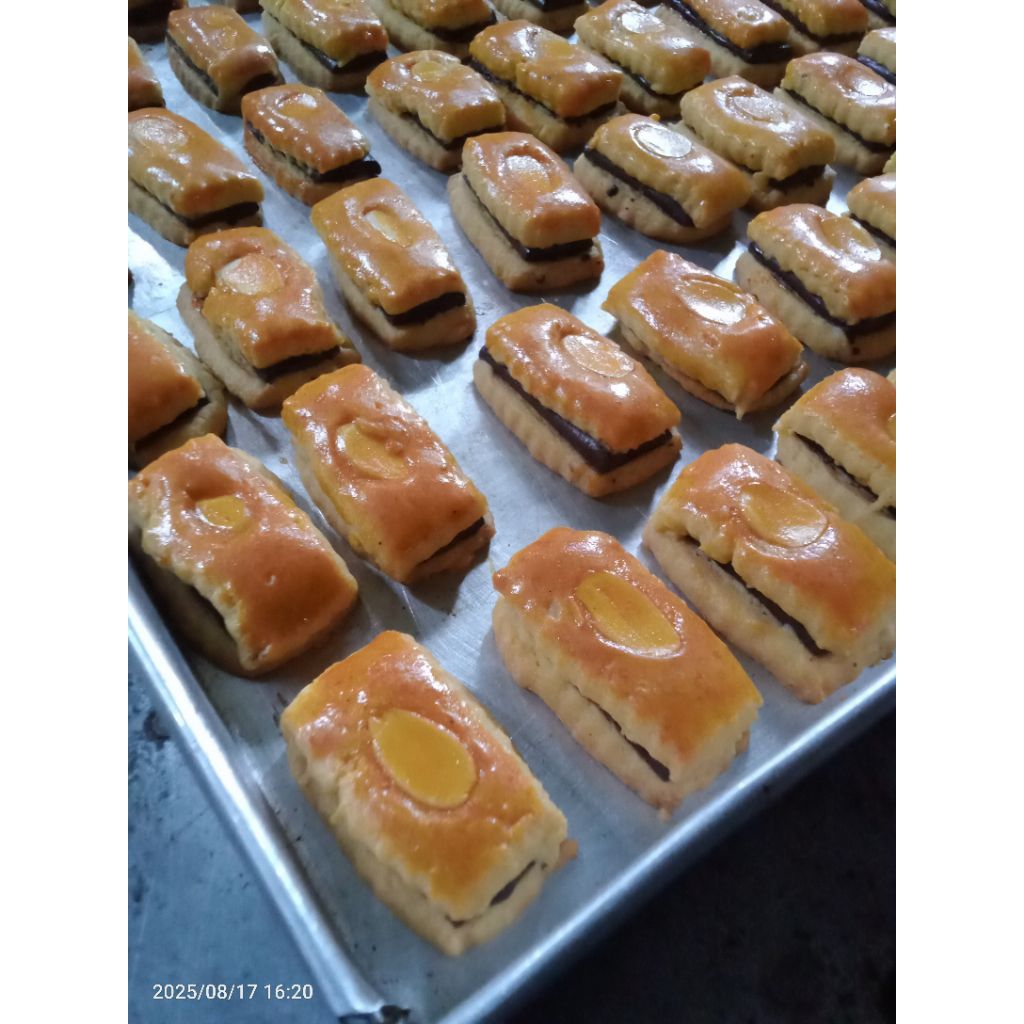 

kastangel isi collatta stik